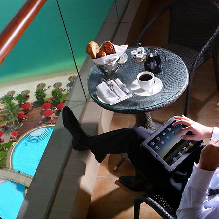 Khalidiya Palace Rayhaan By Rotana, Abu Dhabi Esterno foto