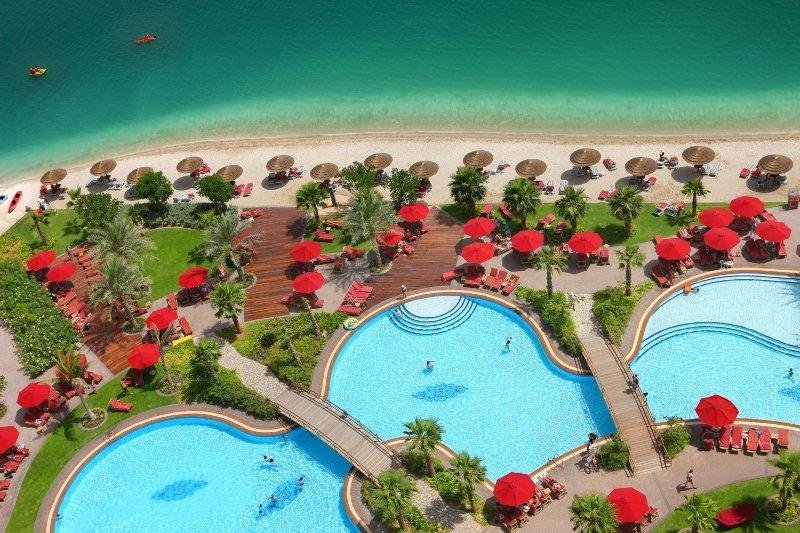 Khalidiya Palace Rayhaan By Rotana, Abu Dhabi Esterno foto Aerial view of the resort