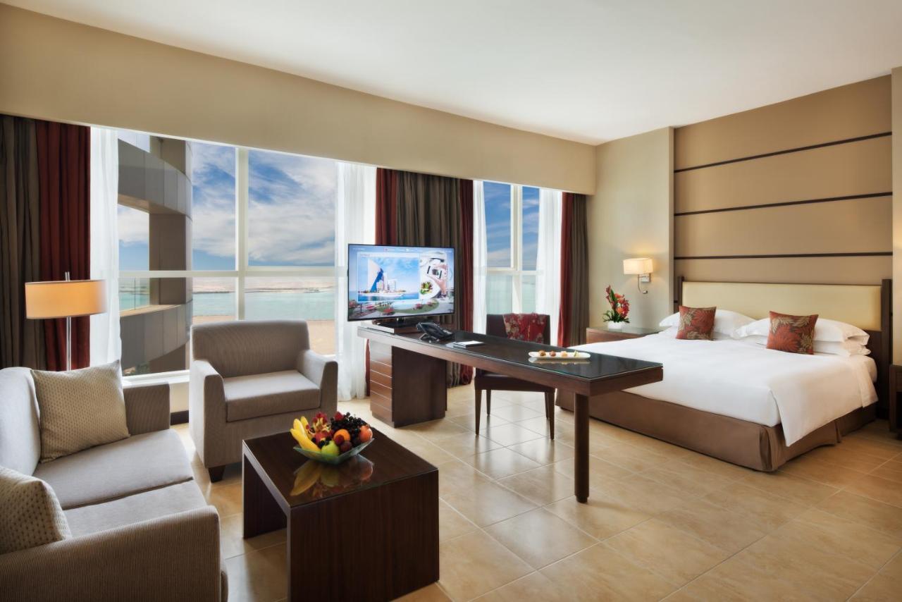 Khalidiya Palace Rayhaan By Rotana, Abu Dhabi Esterno foto