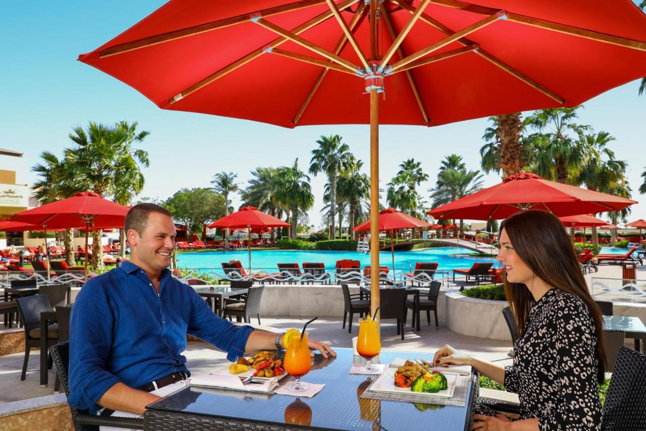Khalidiya Palace Rayhaan By Rotana, Abu Dhabi Esterno foto The Palms Beach Club